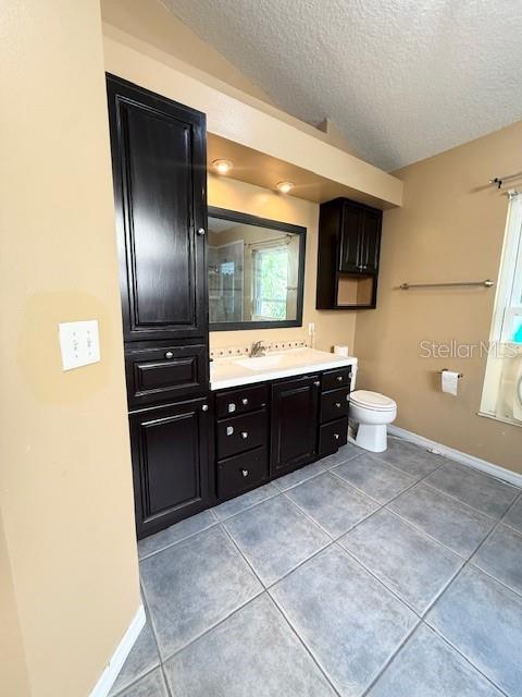 Image 31 of 46 For 10936 Dearden Circle