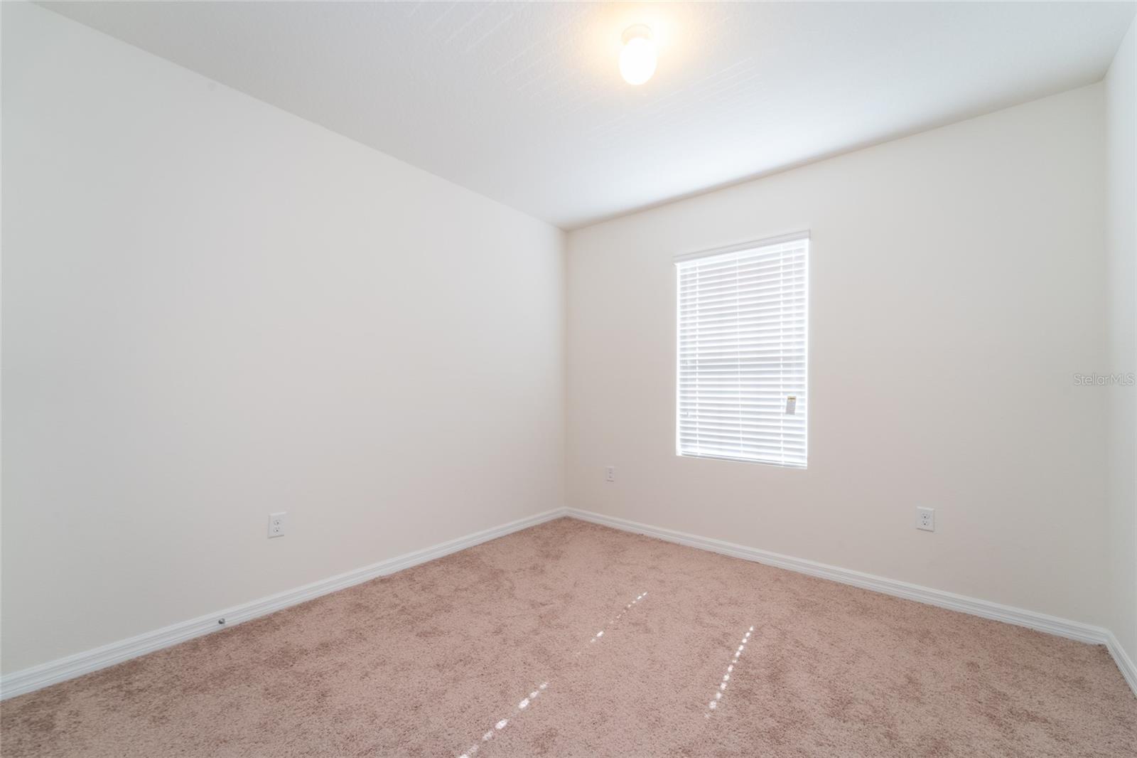 Image 23 of 25 For 280 Arbor Lakes Drive