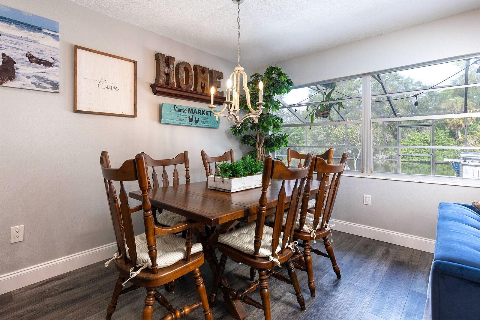 Image 13 of 47 For 3571 Lake Eleanor Drive