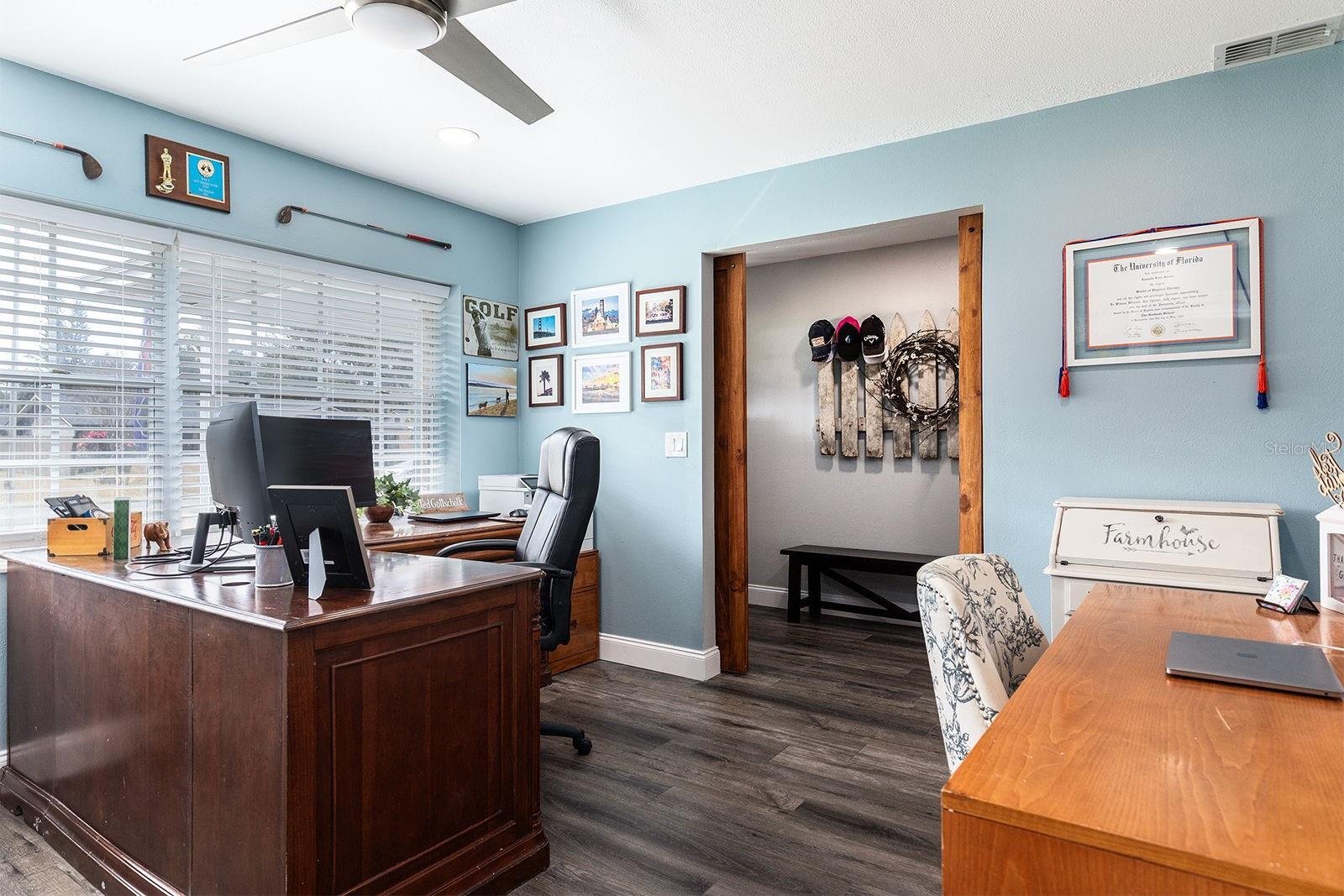 Image 24 of 47 For 3571 Lake Eleanor Drive