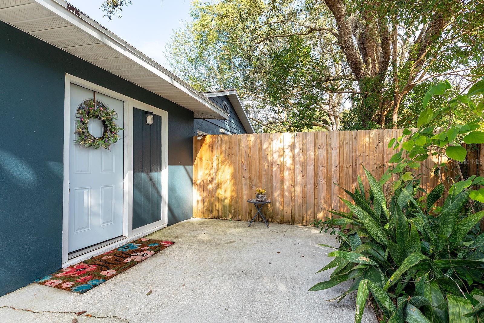 Image 26 of 47 For 3571 Lake Eleanor Drive