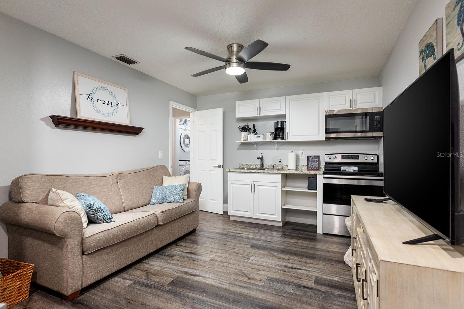 Image 29 of 47 For 3571 Lake Eleanor Drive