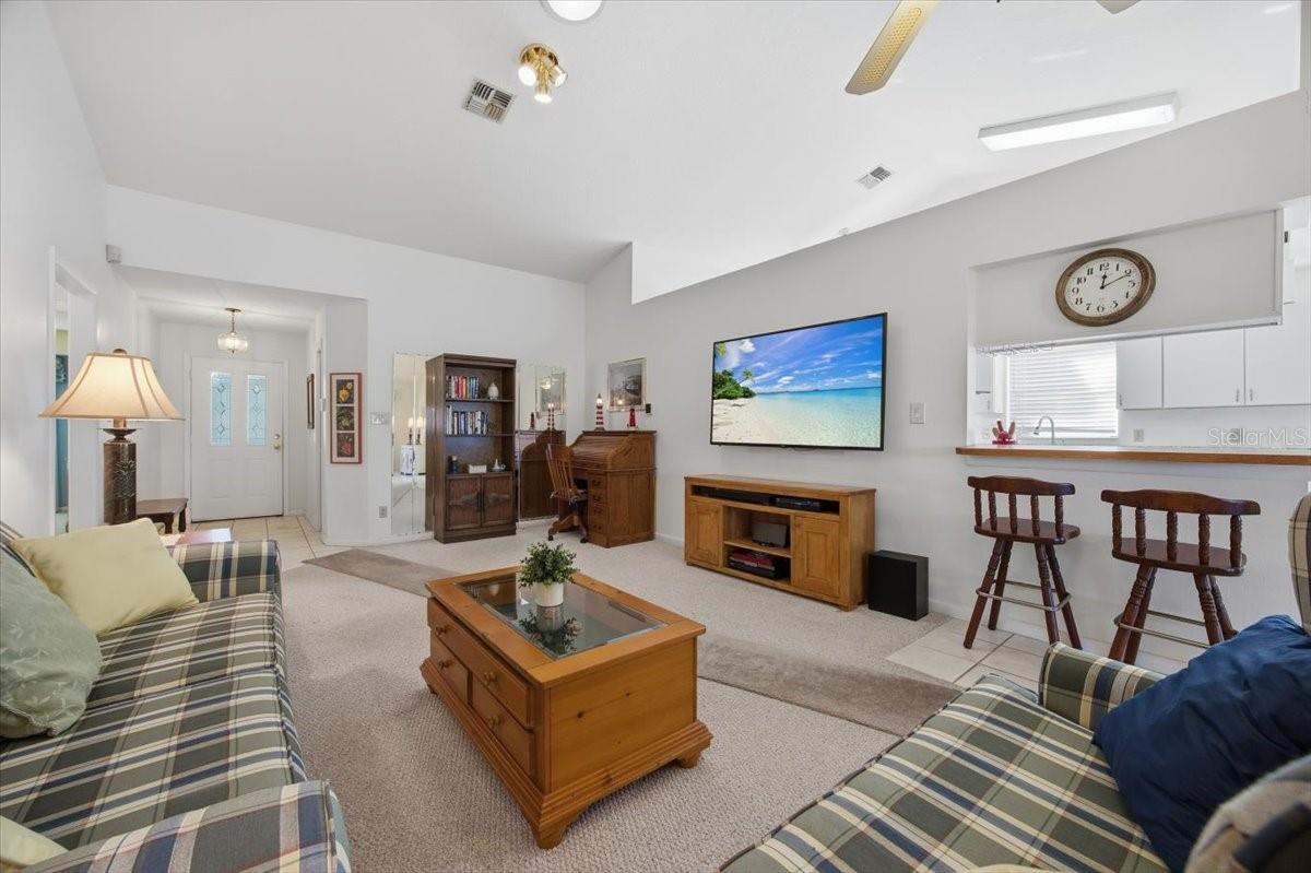 Image 5 of 46 For 502 Eastlake Drive