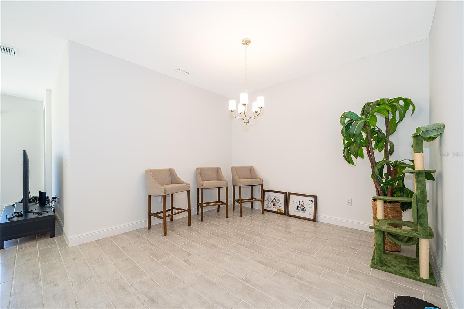 Image 11 of 27 For 2060 Keystone Pass Boulevard