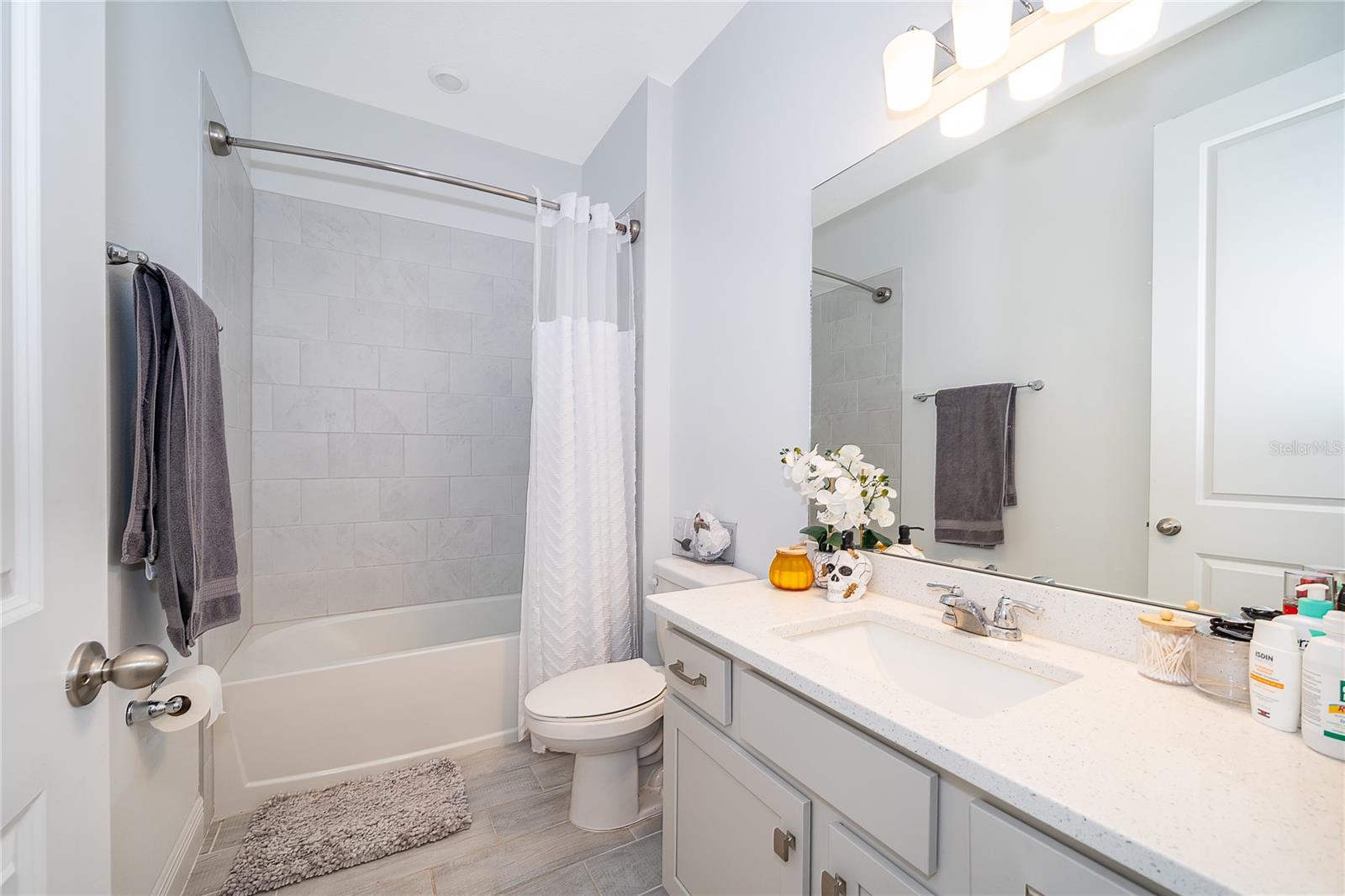 Image 23 of 27 For 2060 Keystone Pass Boulevard