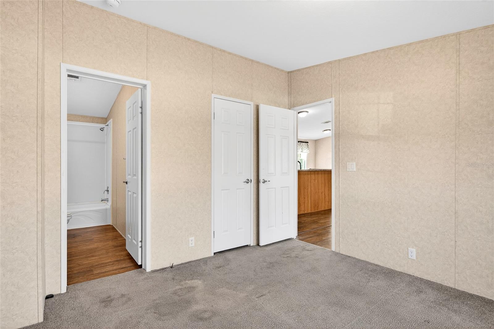 Image 8 of 25 For 15050 16th Place