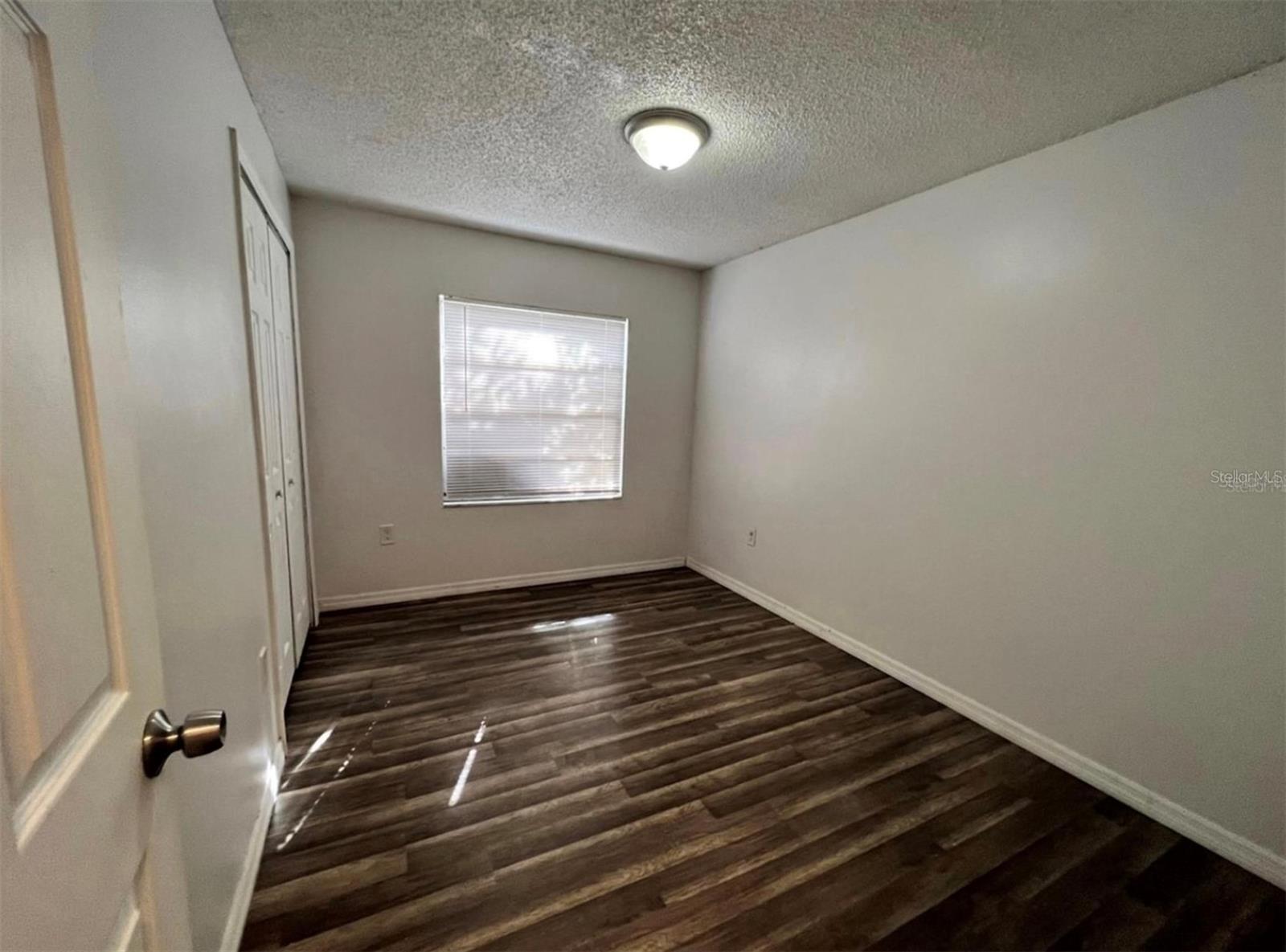 Image 5 of 9 For 1089 Woodman Way