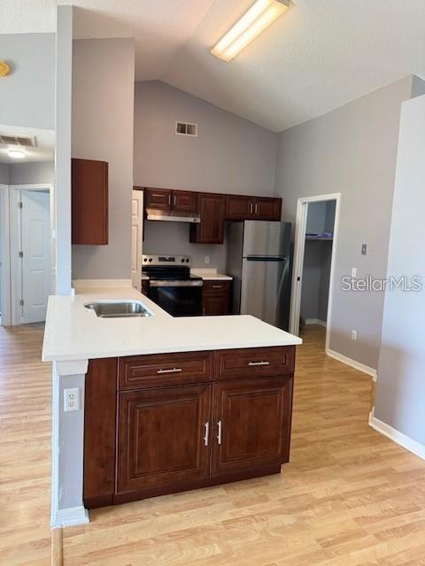 Image 11 of 37 For 11301 Cypress Leaf Drive