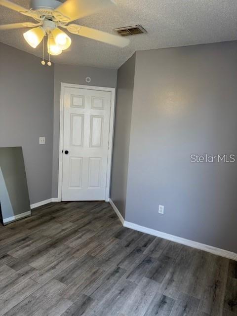 Image 29 of 37 For 11301 Cypress Leaf Drive