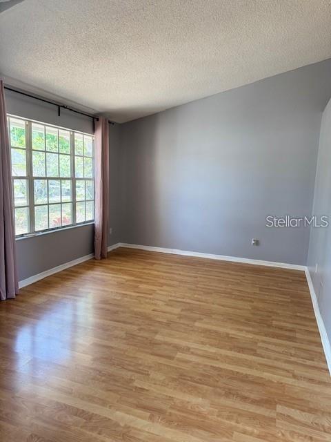 Image 6 of 37 For 11301 Cypress Leaf Drive