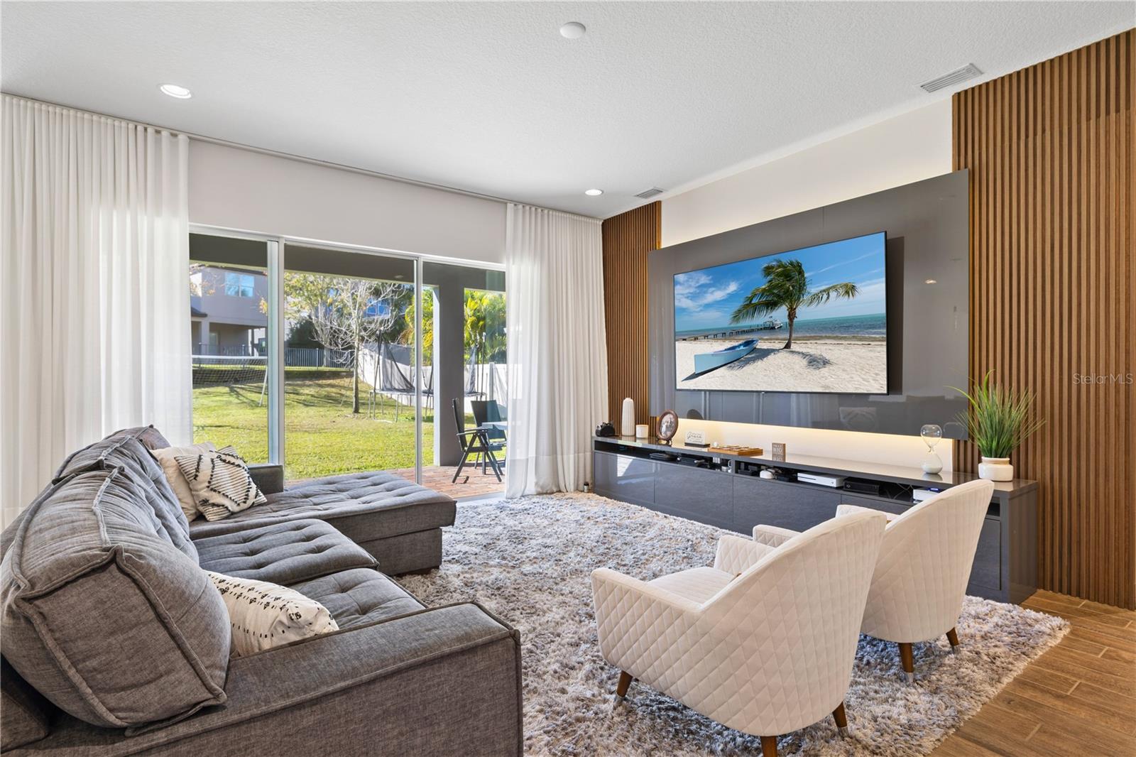 Image 12 of 63 For 15716 Sweet Lemon Way