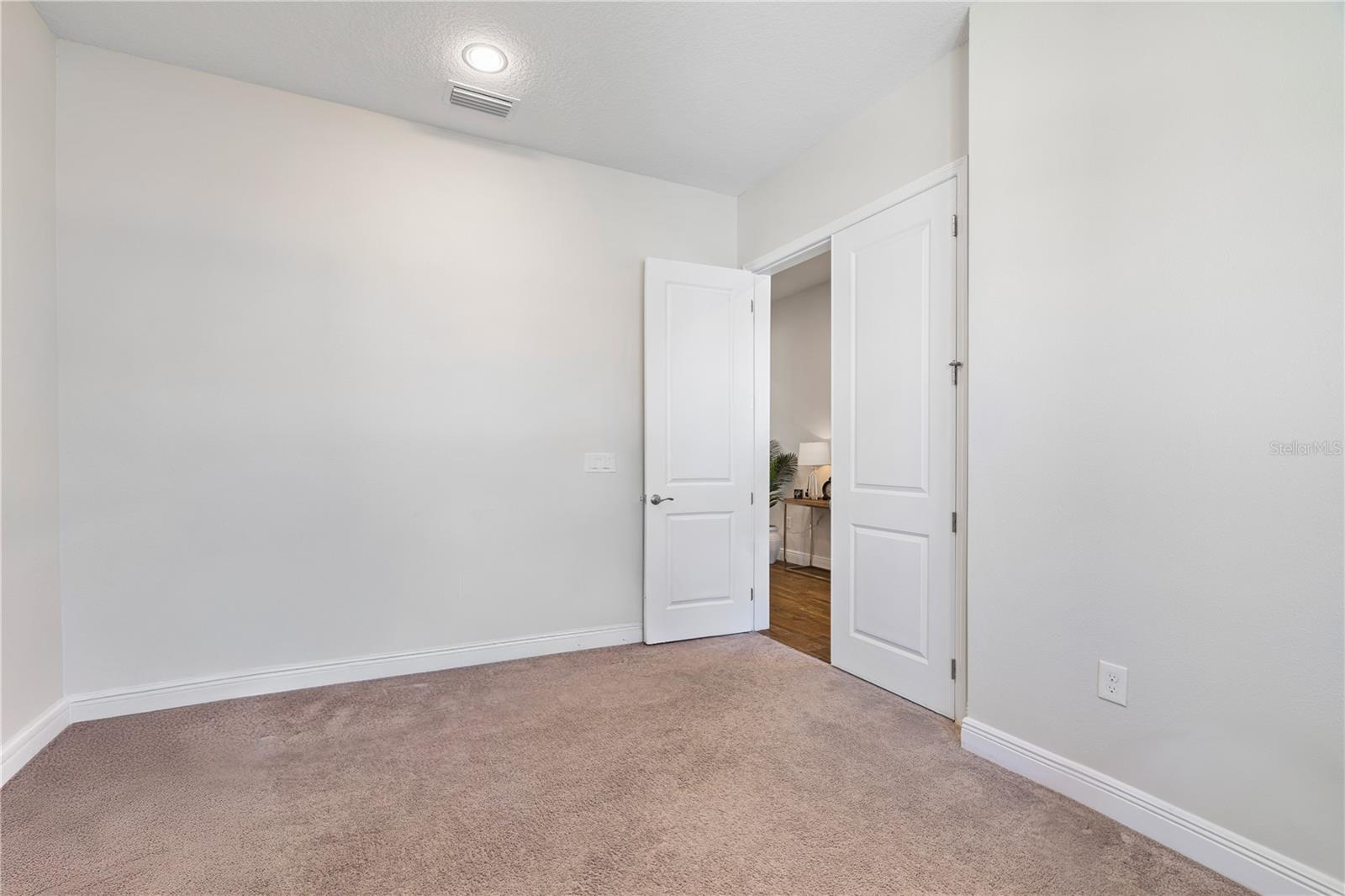 Image 16 of 63 For 15716 Sweet Lemon Way