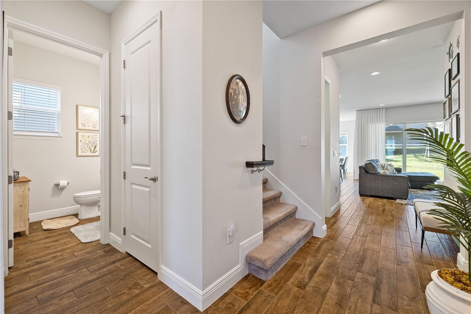 Image 17 of 63 For 15716 Sweet Lemon Way