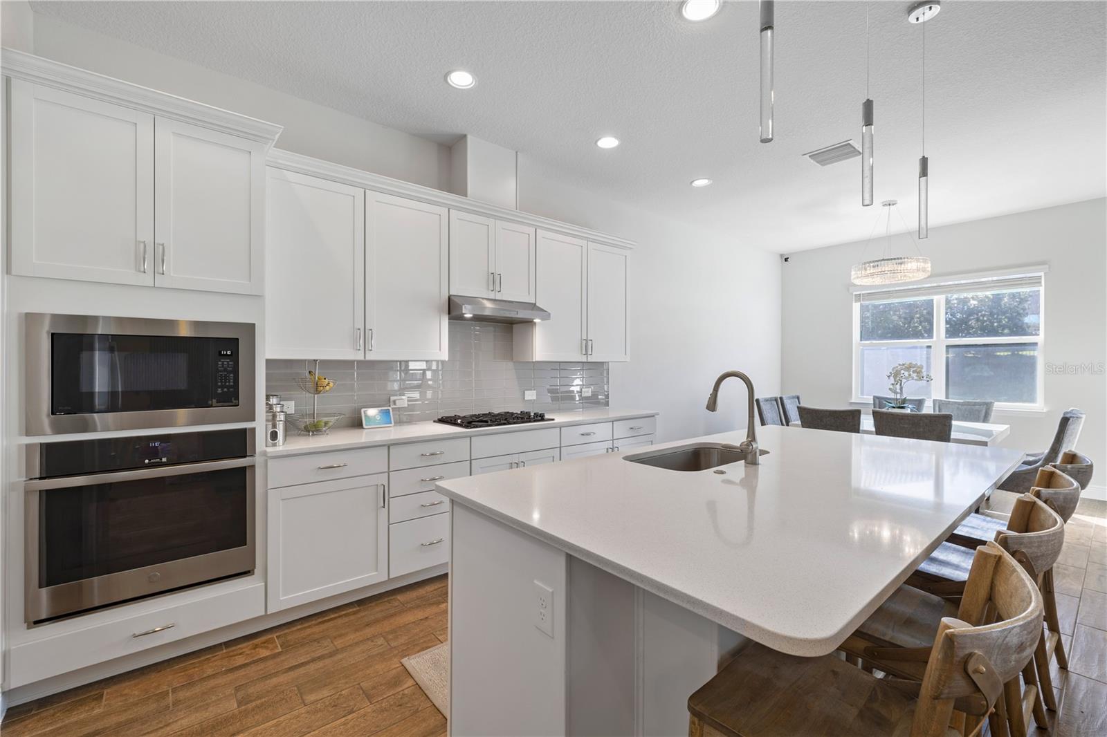 Image 24 of 63 For 15716 Sweet Lemon Way