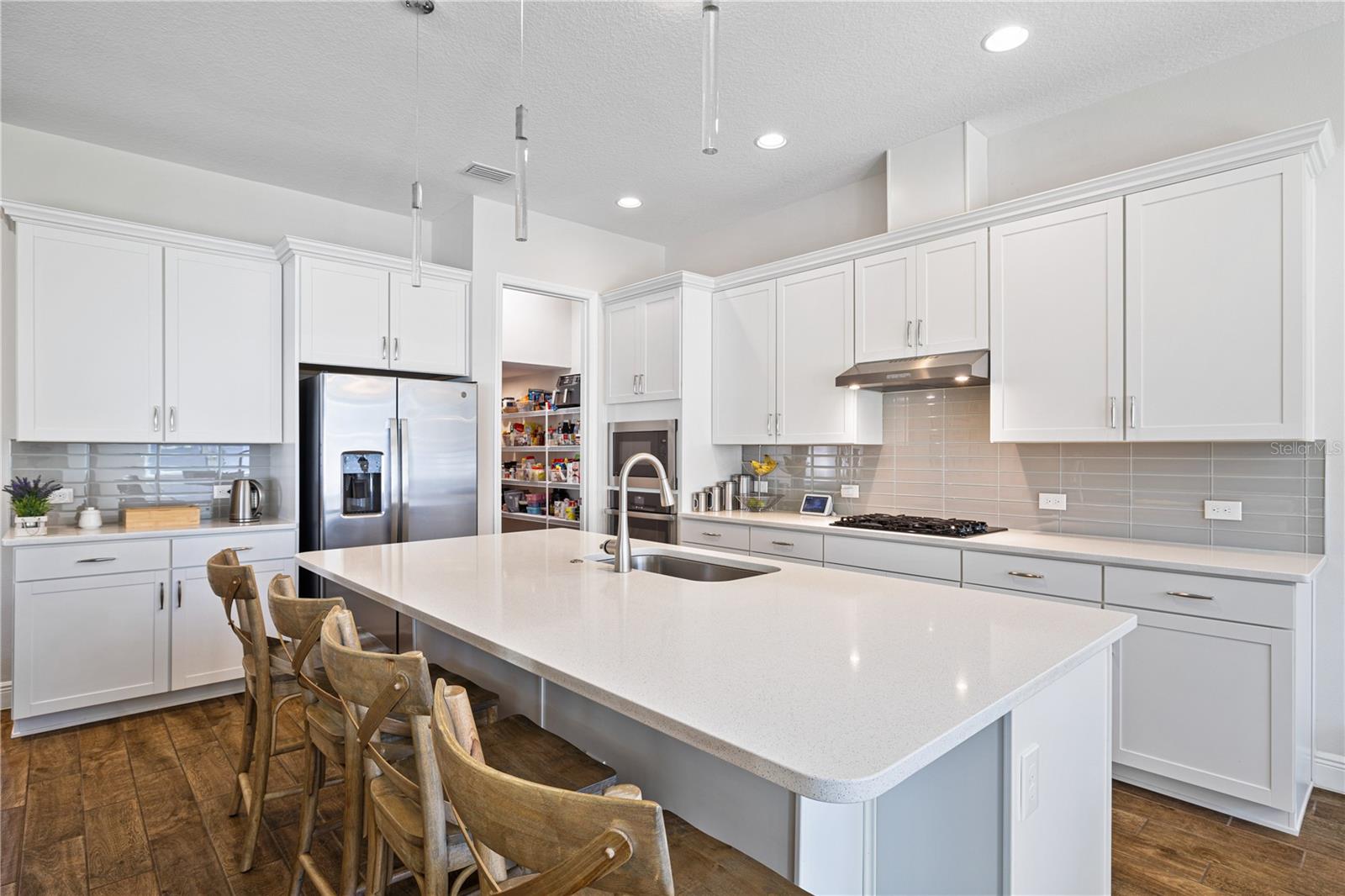 Image 26 of 63 For 15716 Sweet Lemon Way