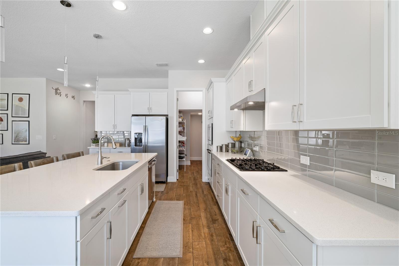 Image 27 of 63 For 15716 Sweet Lemon Way