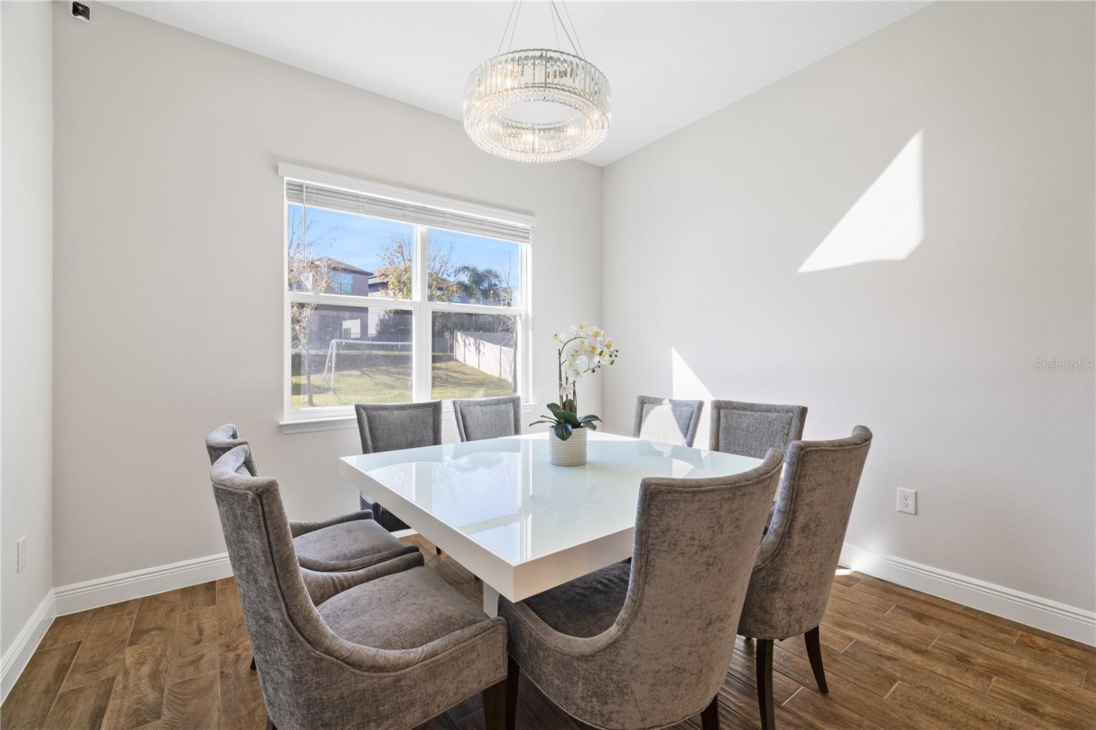 Image 35 of 63 For 15716 Sweet Lemon Way