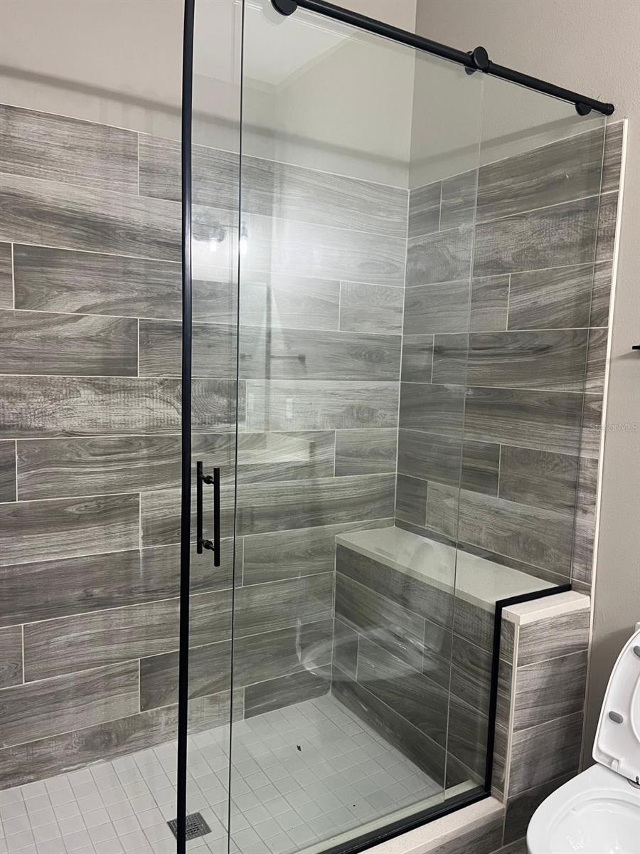 Image 7 of 9 For 2121 Broome Street