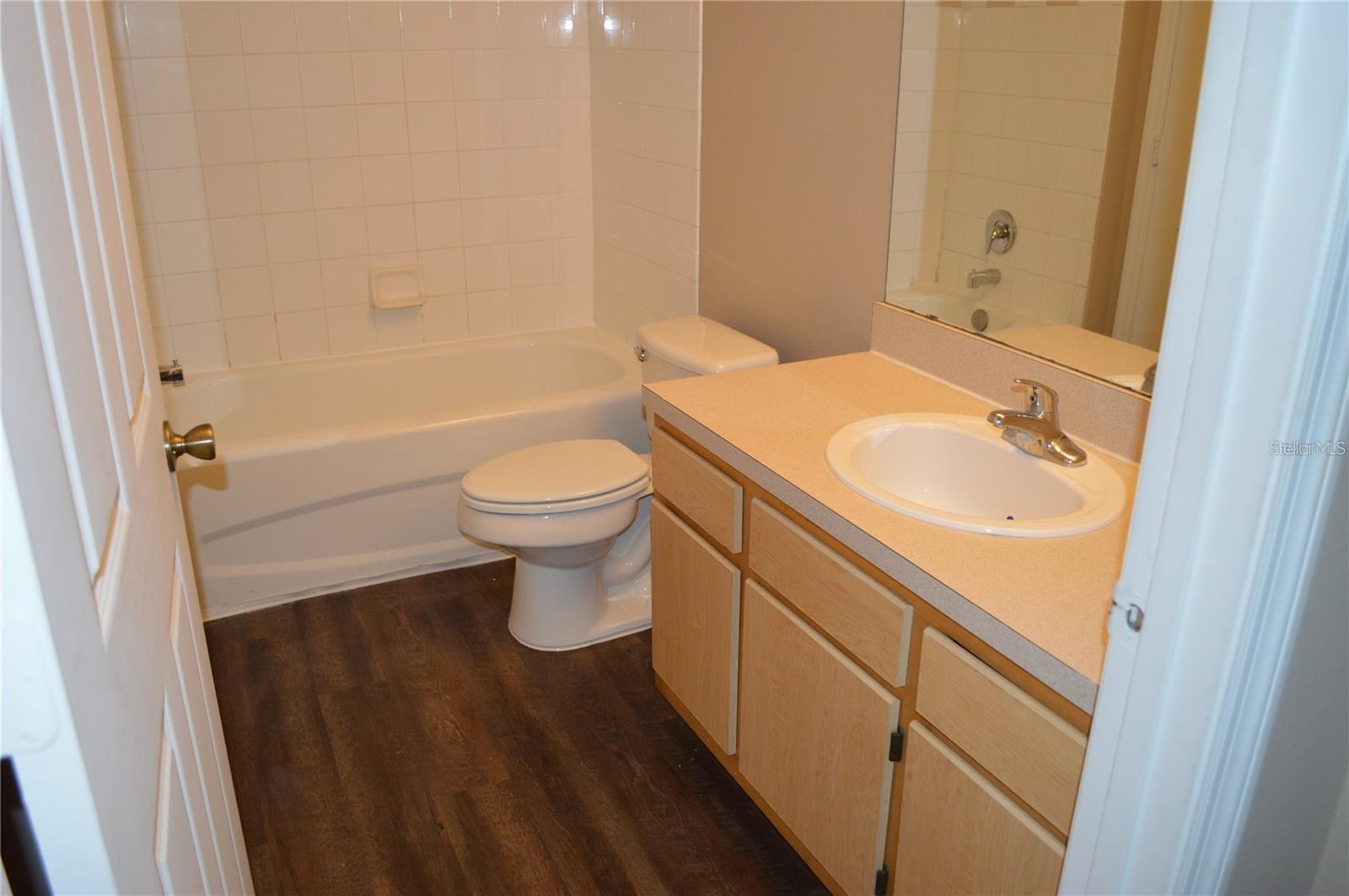 Image 21 of 40 For 6512 Swissco Drive 1414