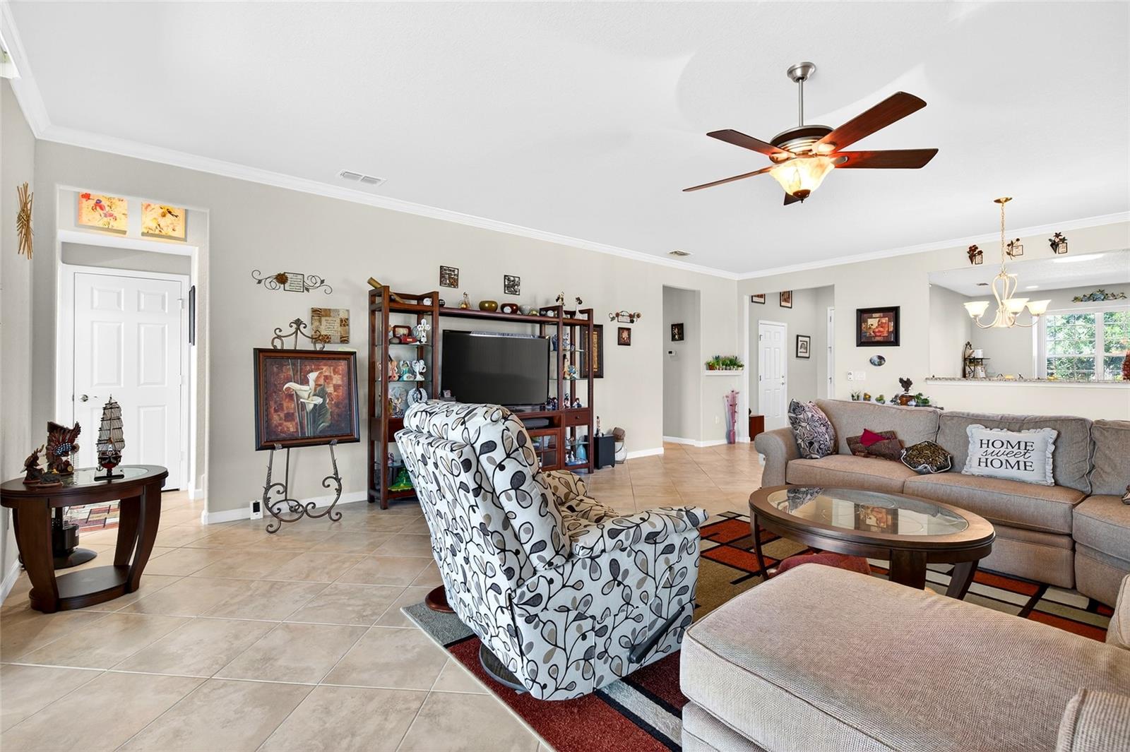 Image 23 of 44 For 9498 70th Loop