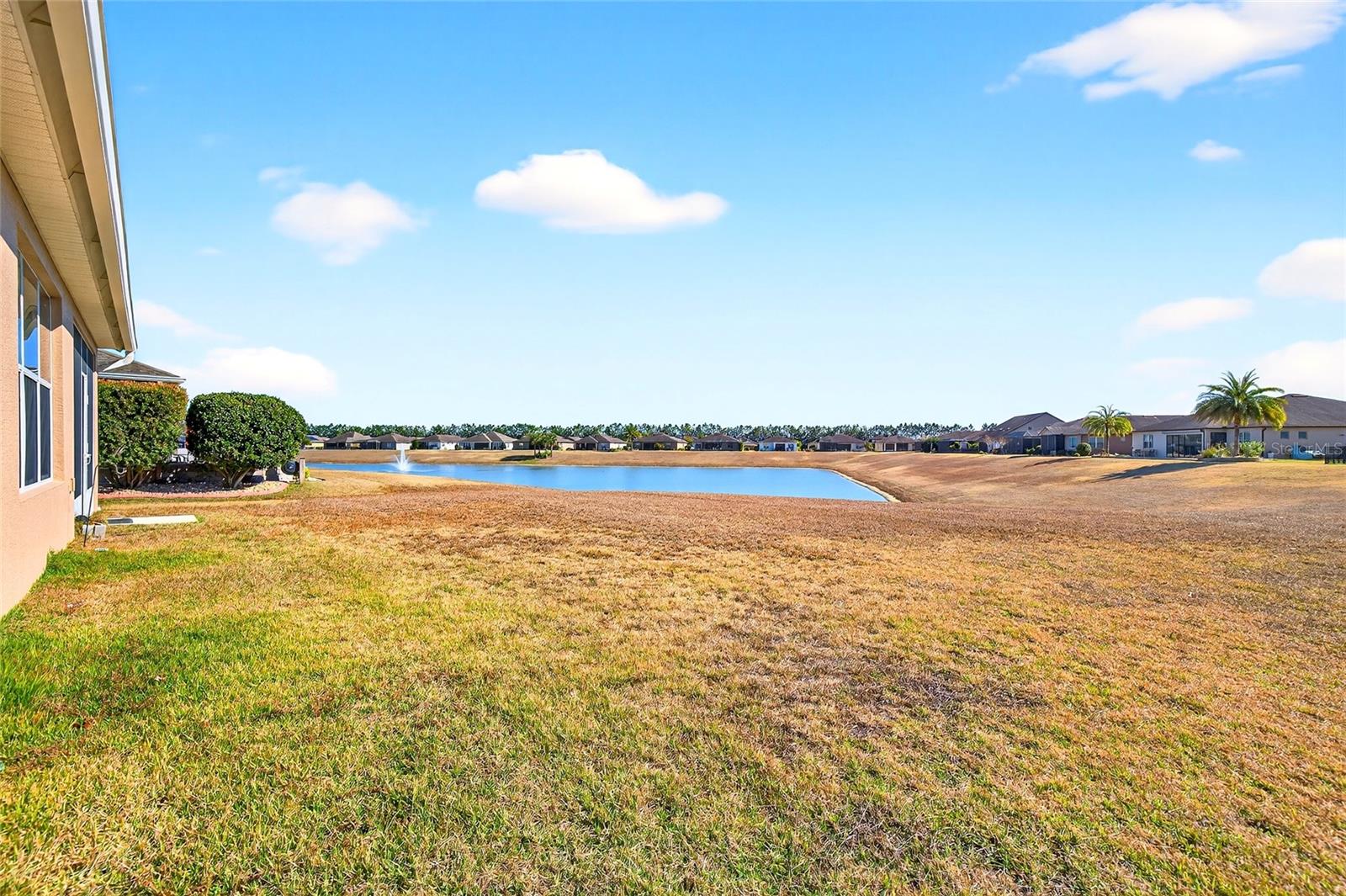 Image 40 of 44 For 9498 70th Loop