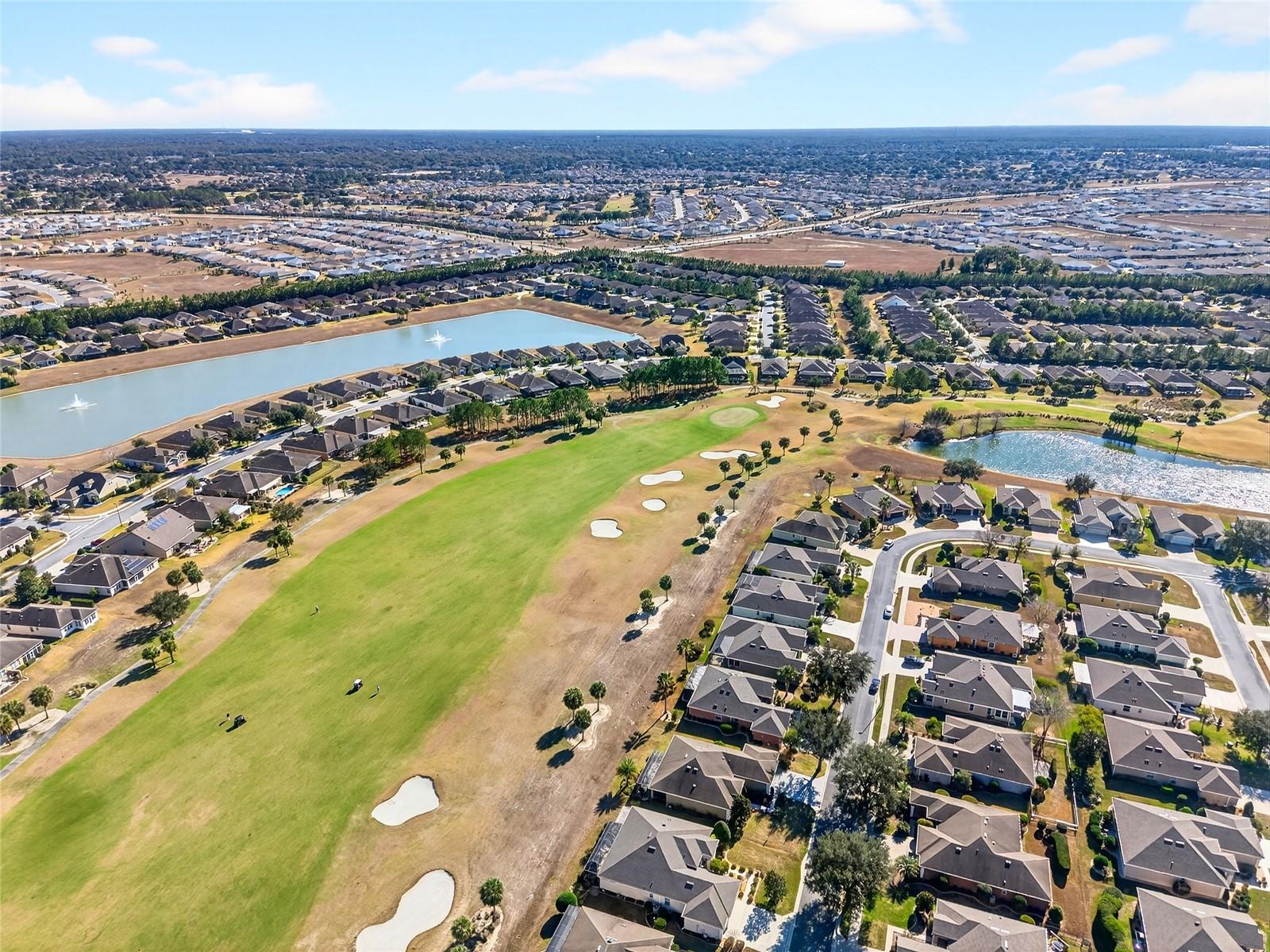 Image 43 of 44 For 9498 70th Loop