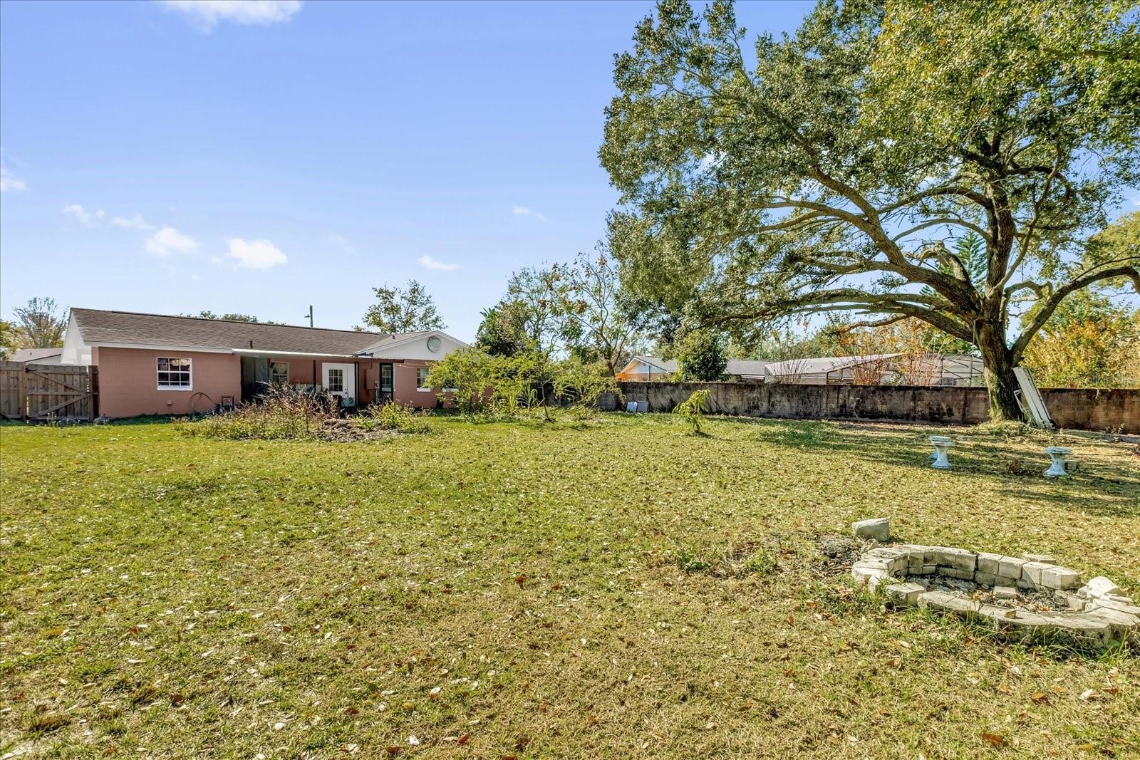 Image 21 of 40 For 1099 Leeway