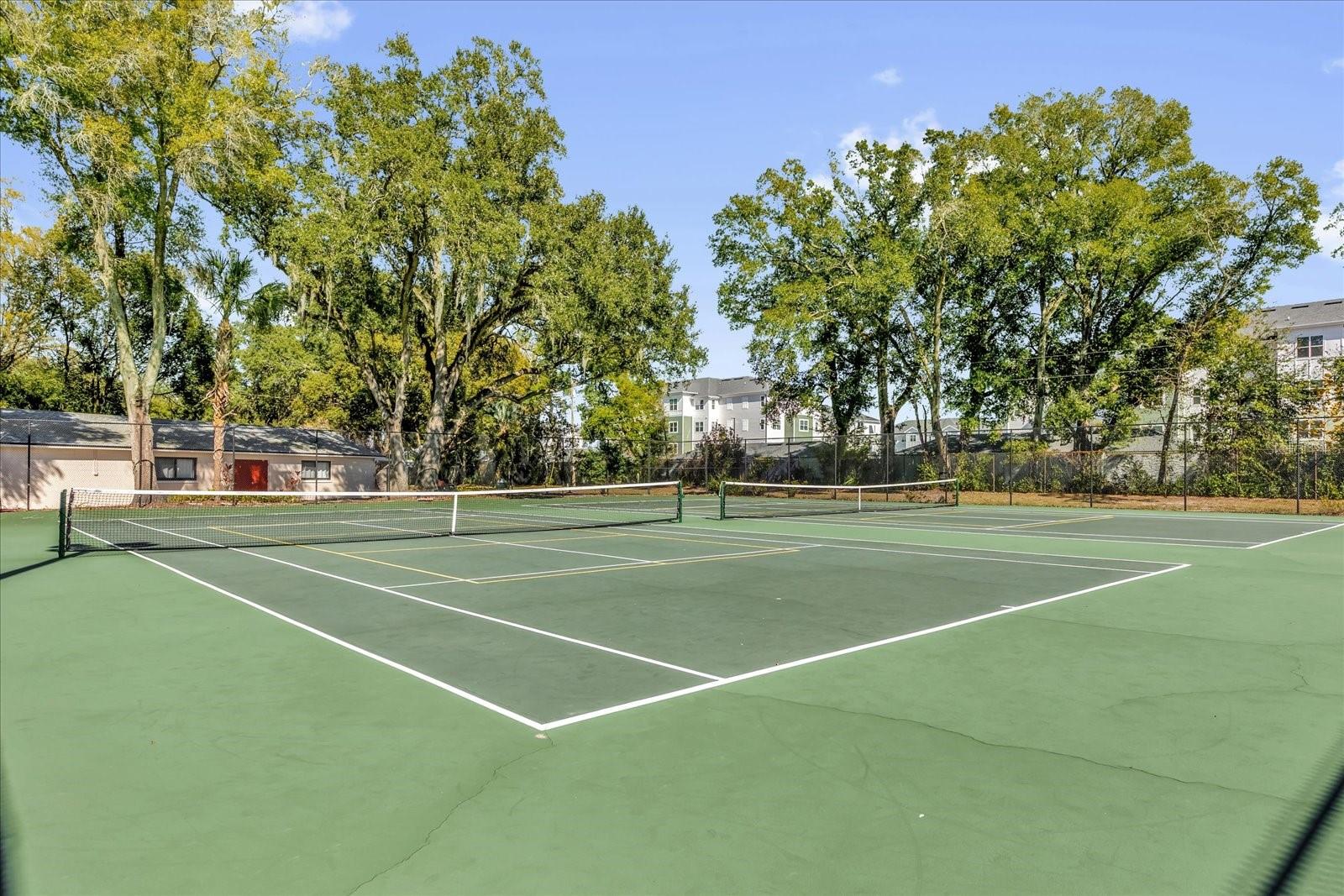 Image 25 of 40 For 1099 Leeway