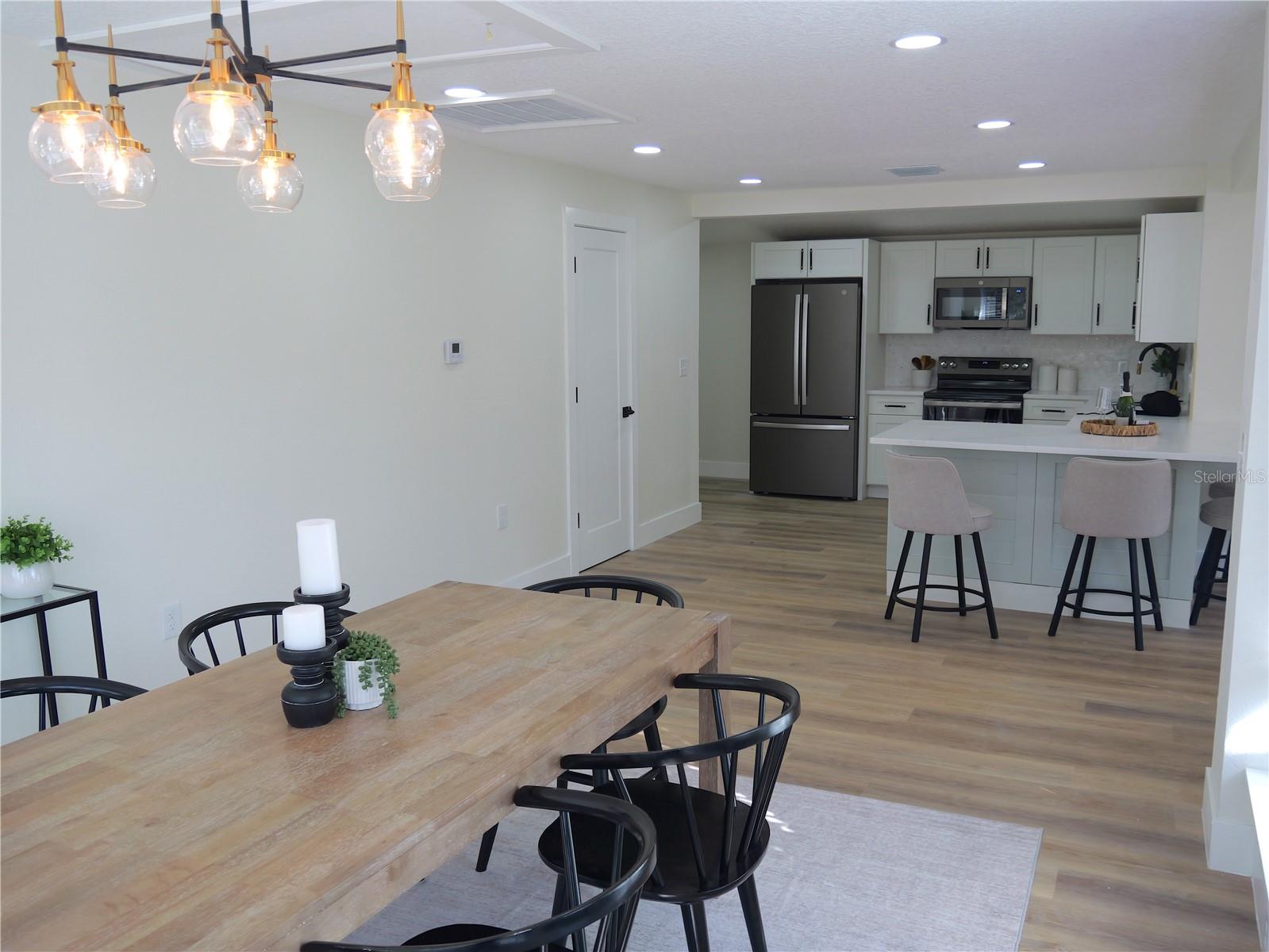 Image 16 of 63 For 341 Hammond Street