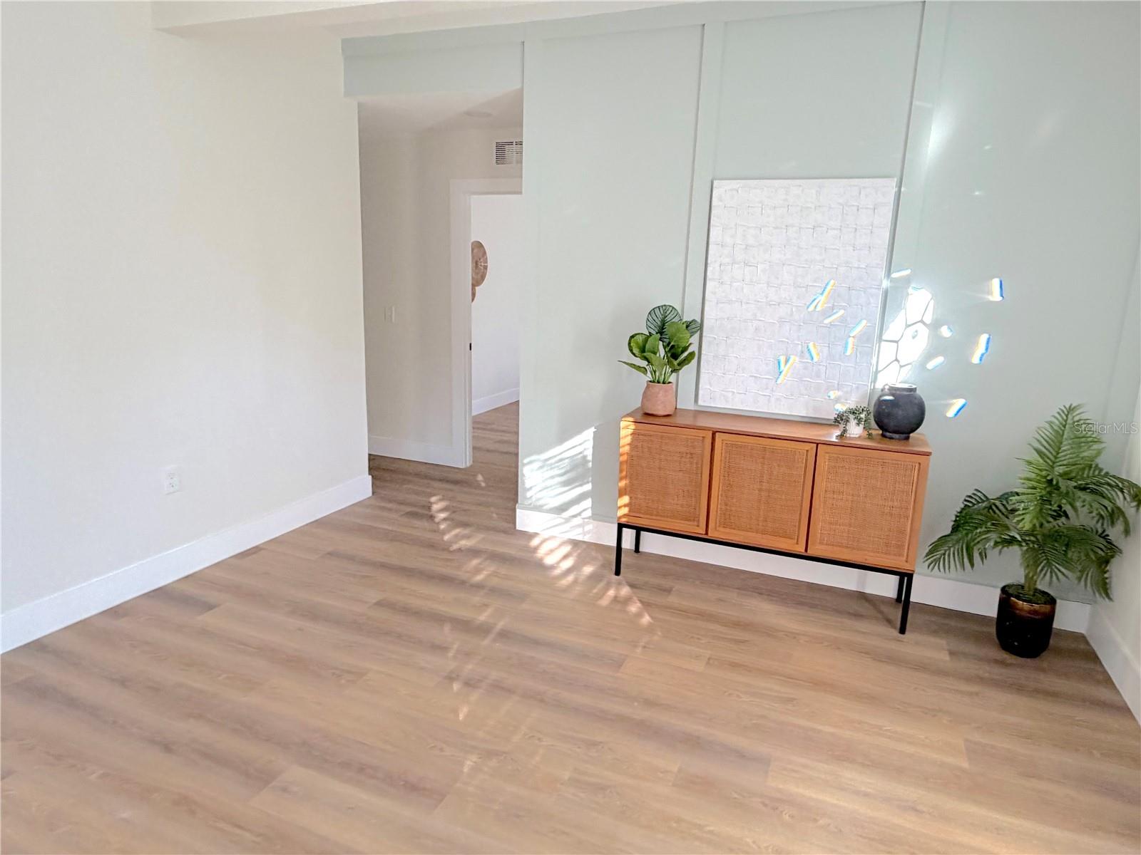 Image 25 of 63 For 341 Hammond Street