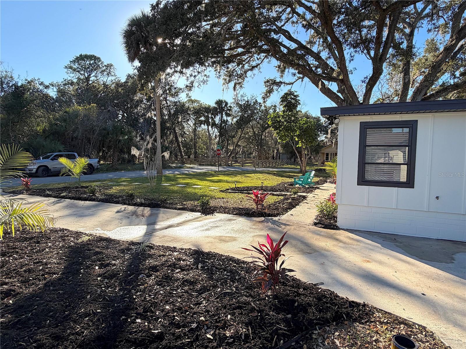 Image 4 of 63 For 341 Hammond Street