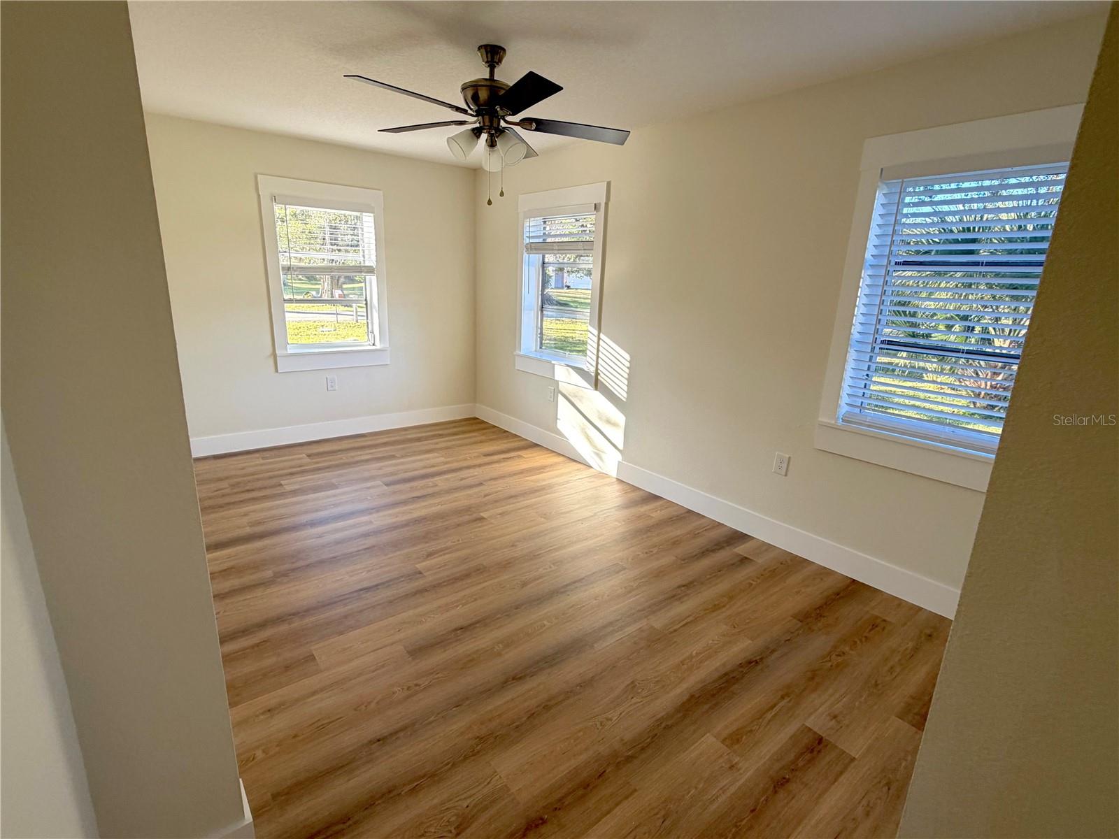 Image 40 of 63 For 341 Hammond Street