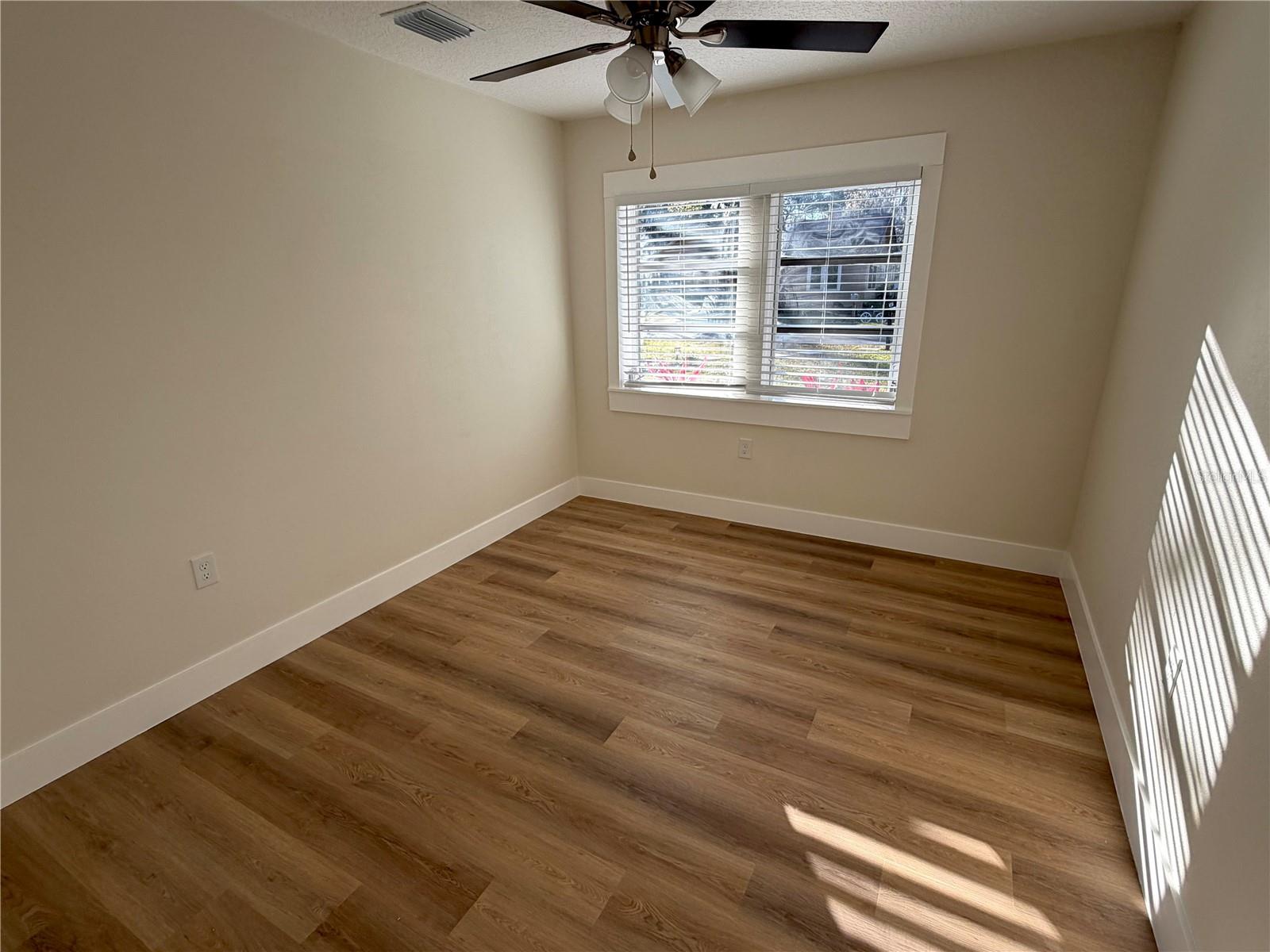 Image 44 of 63 For 341 Hammond Street