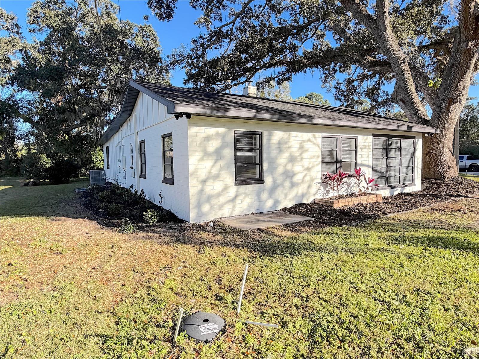 Image 62 of 63 For 341 Hammond Street