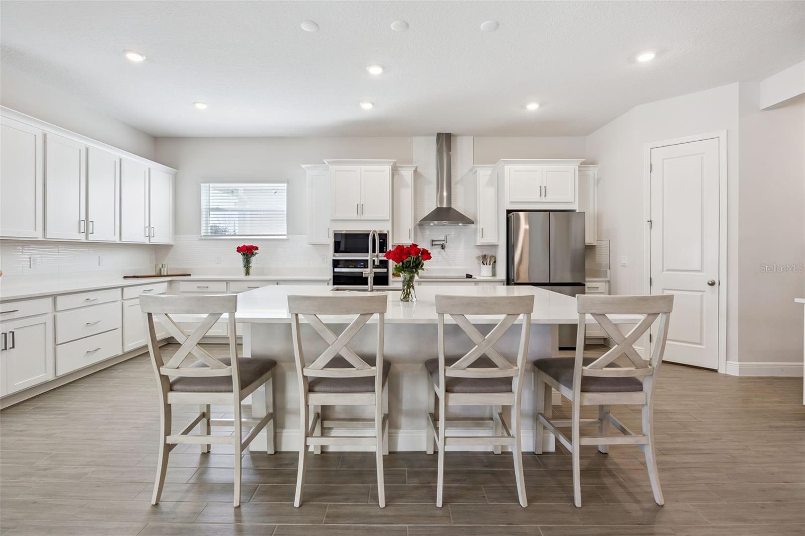 Image 25 of 75 For 19334 Banfield Place