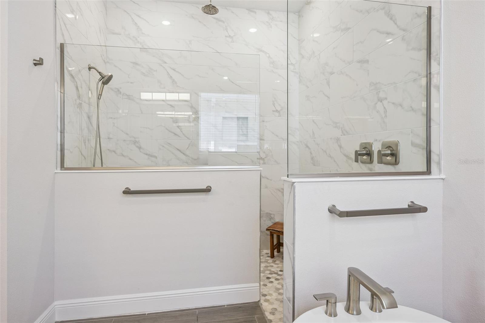 Image 32 of 75 For 19334 Banfield Place