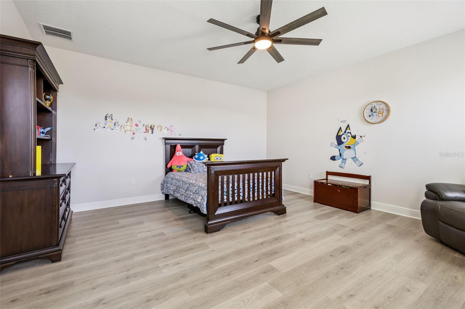 Image 46 of 75 For 19334 Banfield Place