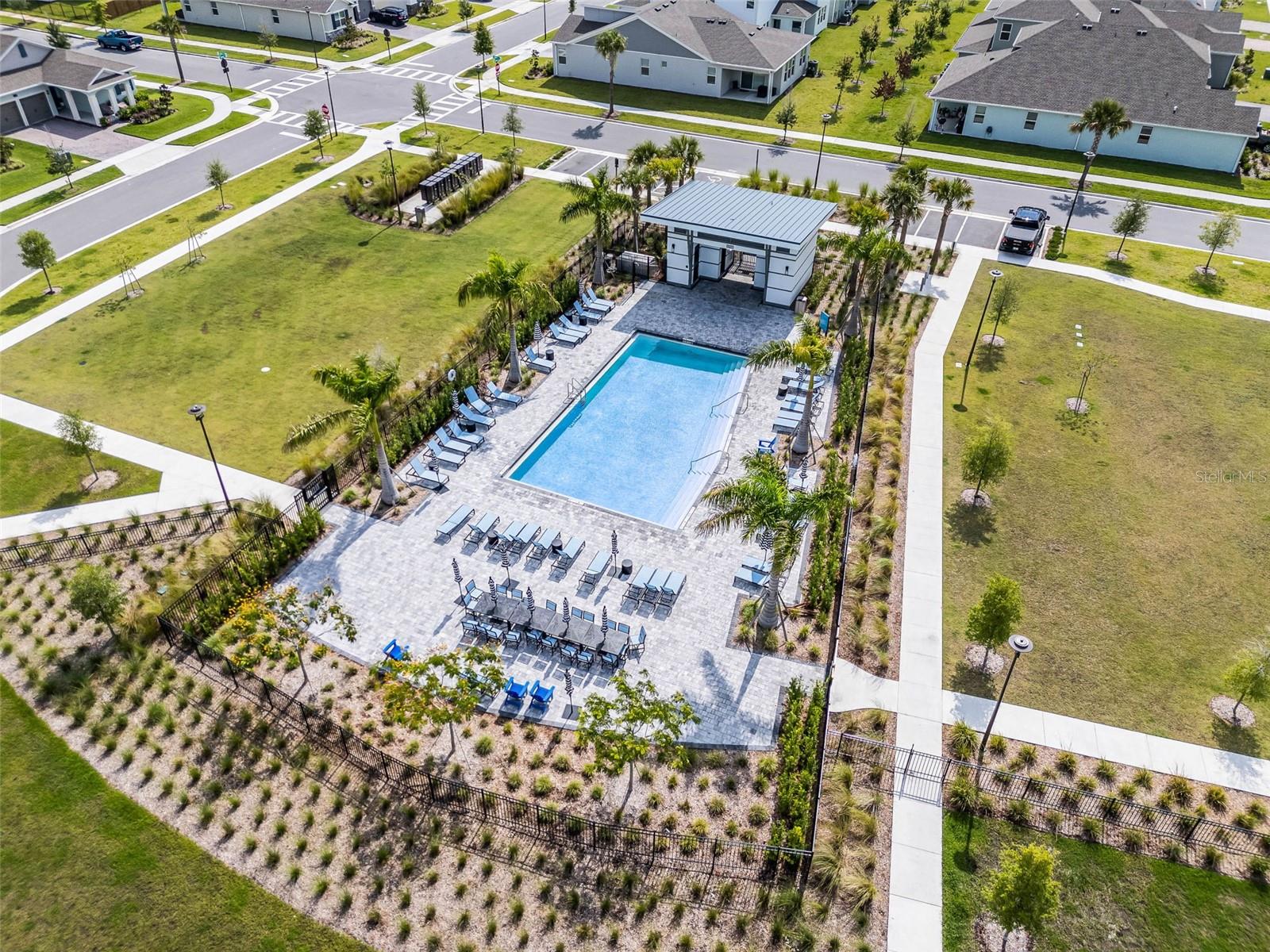 Image 61 of 75 For 19334 Banfield Place