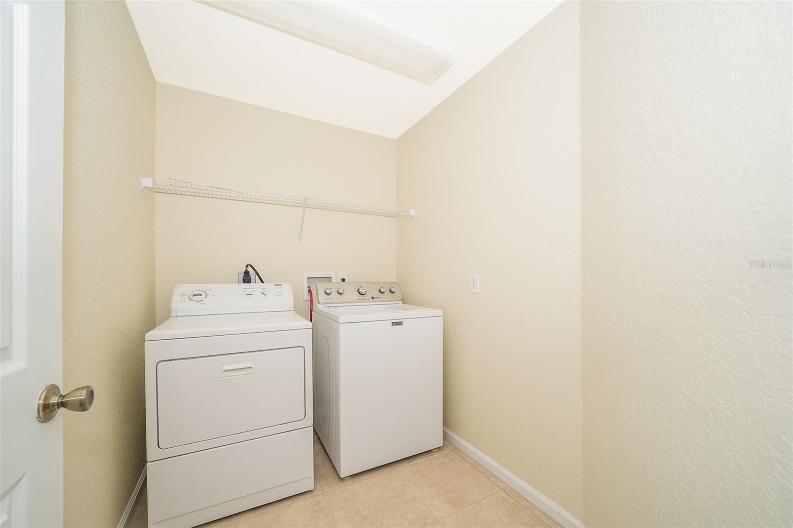 Image 16 of 25 For 13942 Dove Wing Court