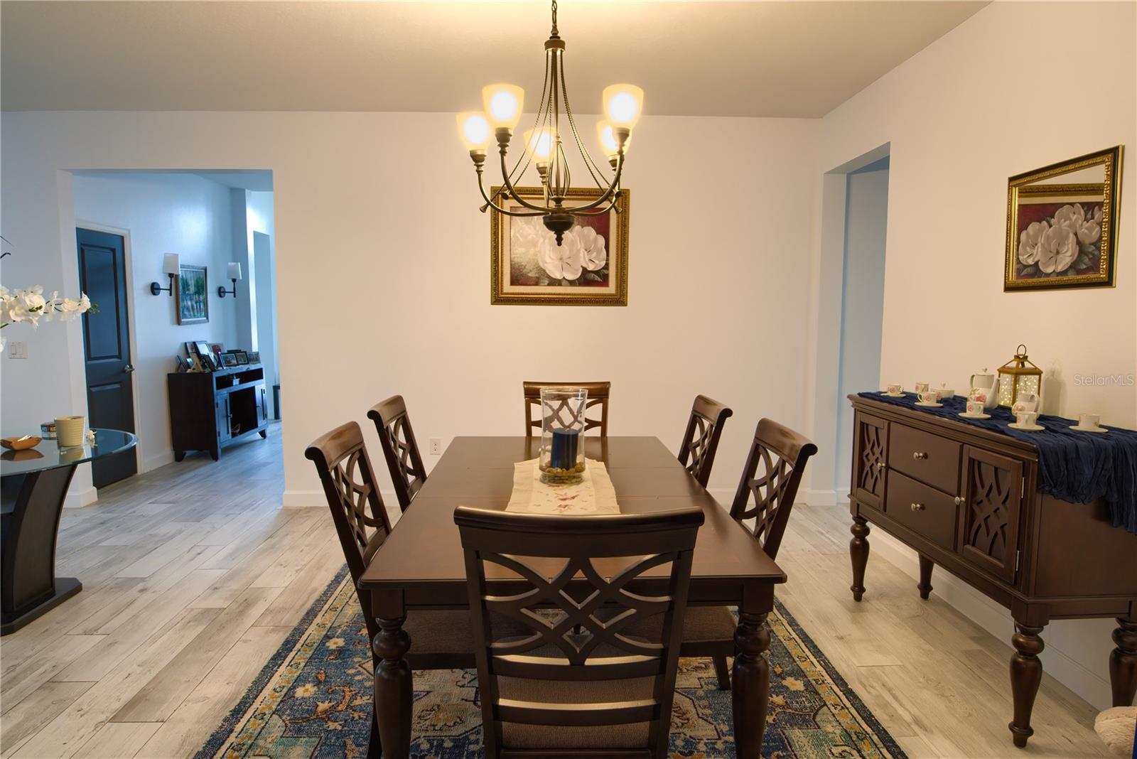 Image 10 of 51 For 2053 Camden Loop