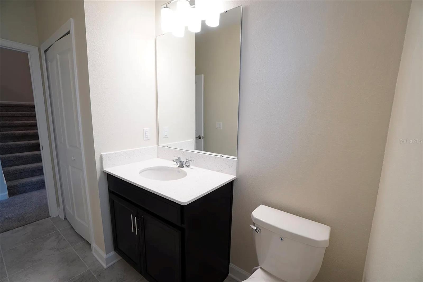 Image 23 of 42 For 17029 Volume Alley