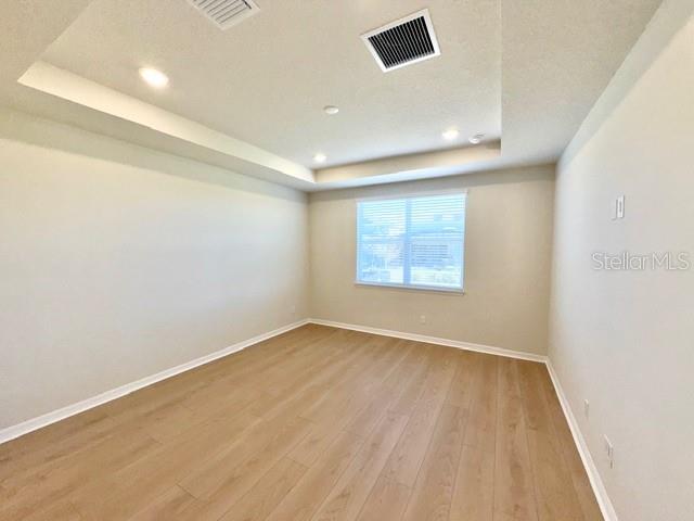 Image 20 of 26 For 2153 Mossy Vine Avenue