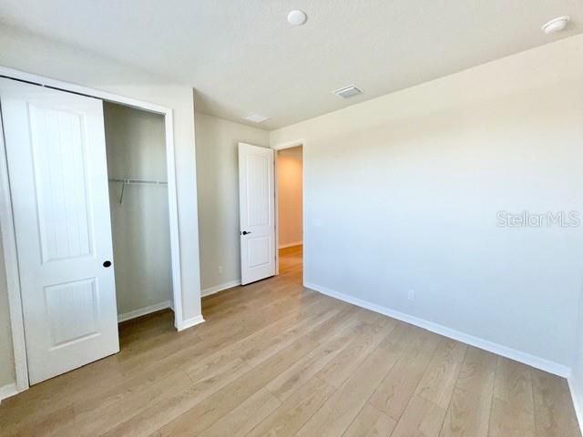 Image 4 of 26 For 2153 Mossy Vine Avenue