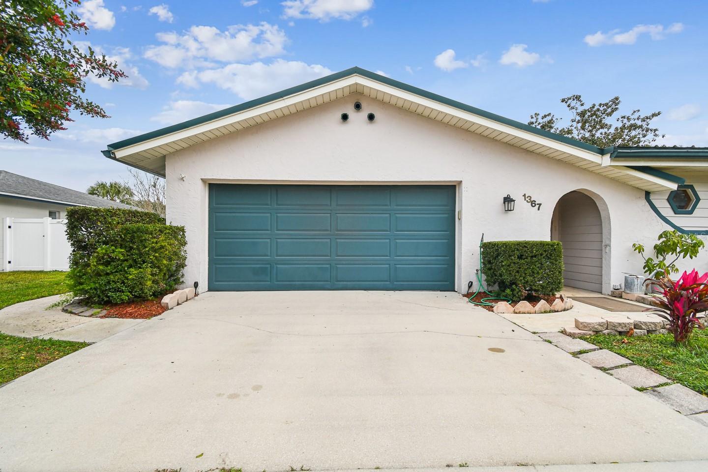 Image 10 of 54 For 1367 Tierra Circle