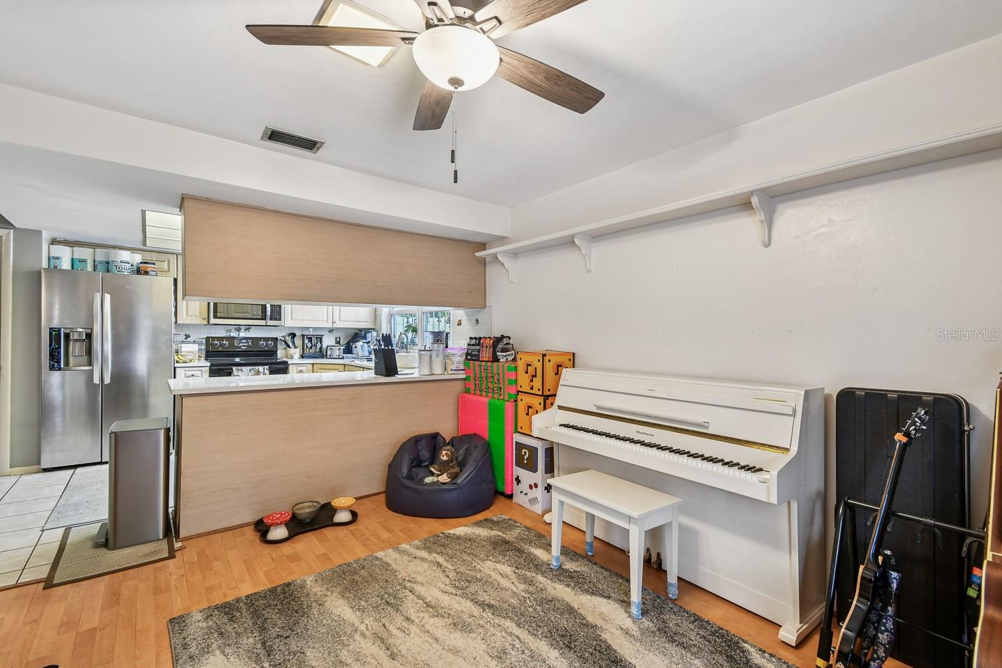 Image 20 of 54 For 1367 Tierra Circle