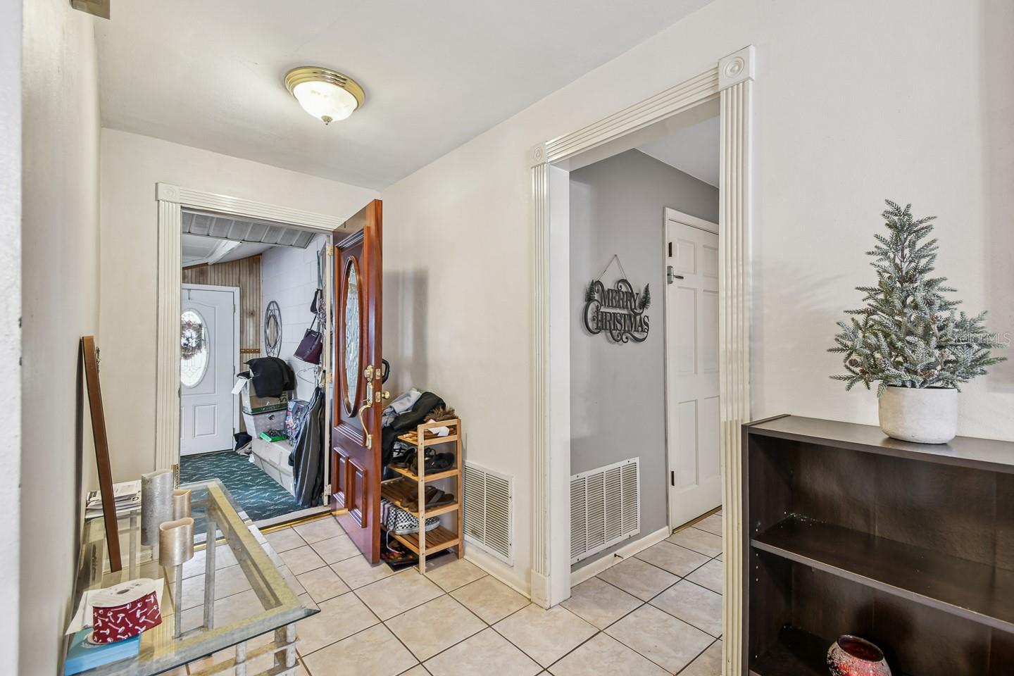 Image 38 of 54 For 1367 Tierra Circle