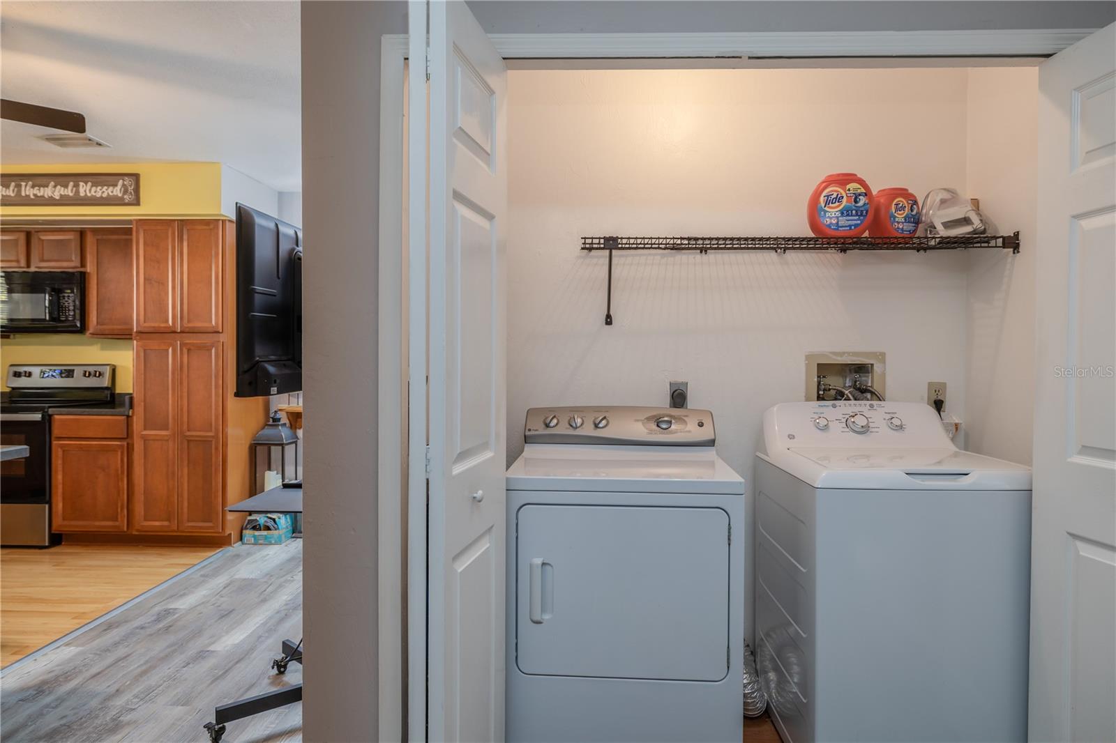 Image 12 of 18 For 3656 Jackson Street 13