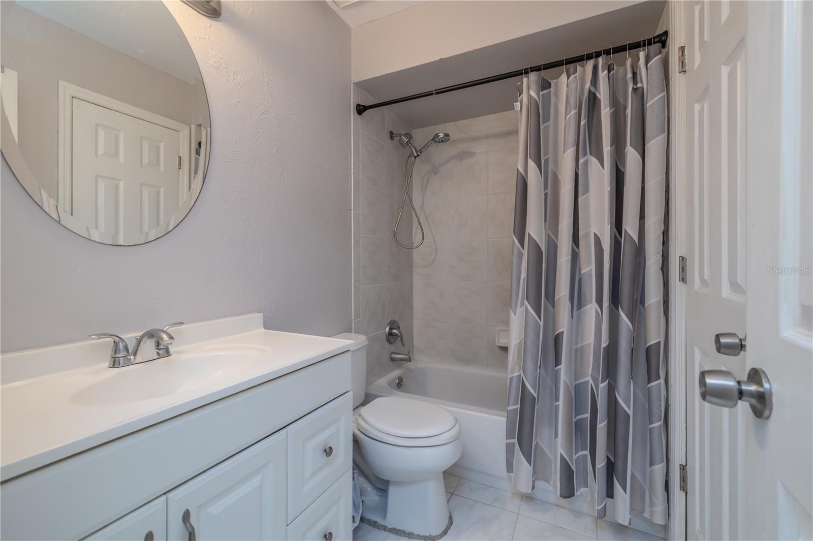 Image 15 of 18 For 3656 Jackson Street 13