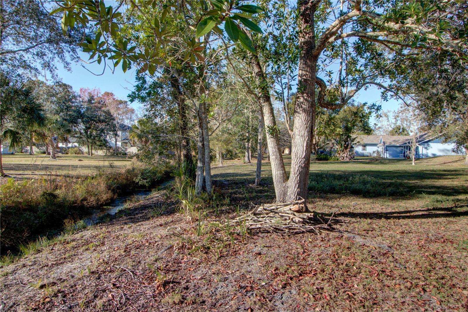 Image 12 of 31 For Breaks Lane