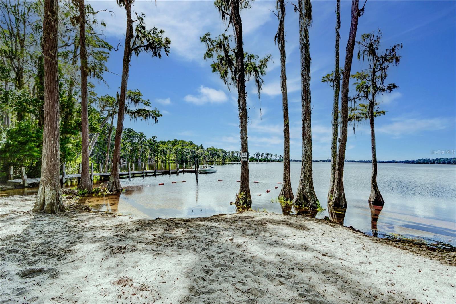 Image 19 of 31 For Breaks Lane